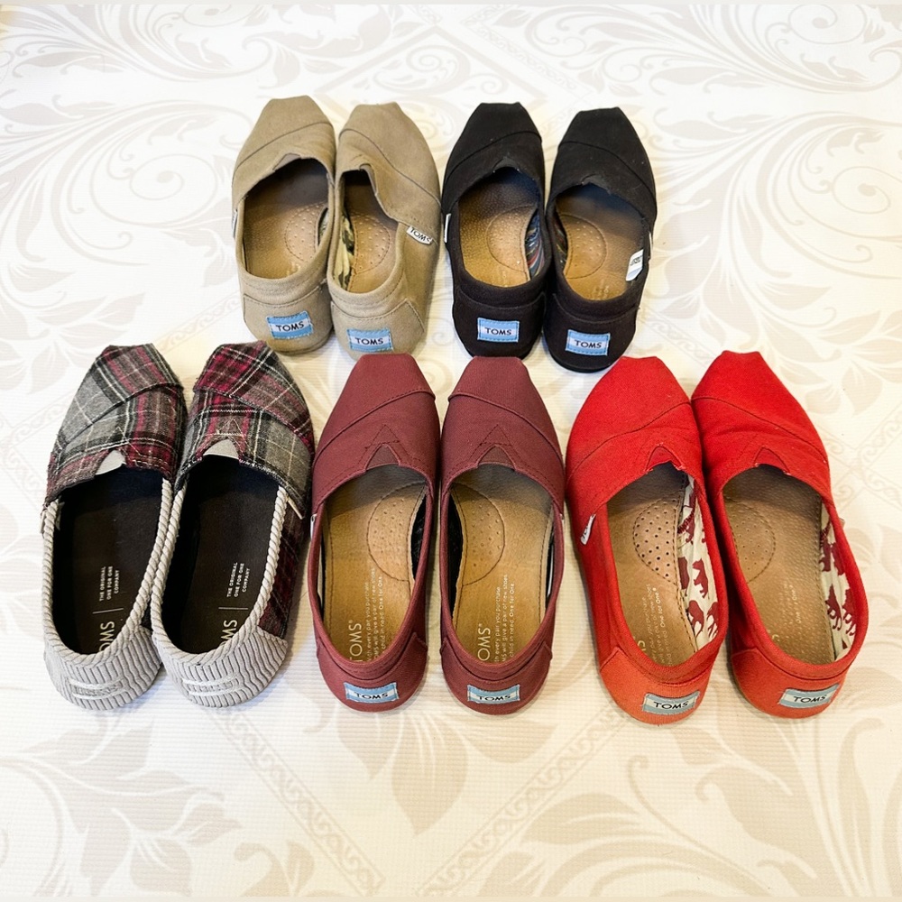 Bundle Preowned Toms flats Espadrilles Bundle size 6-6.5